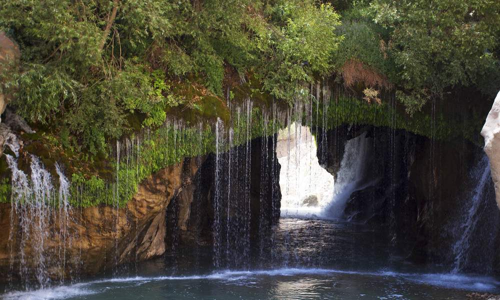 آبشار ماخونتسی