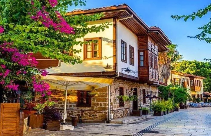 تور آنتالیا