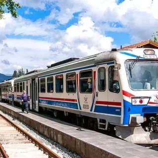 قطار تهران وان