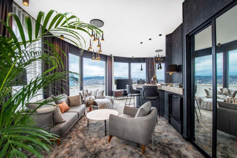 رزرو هتل آدامو تفلیس